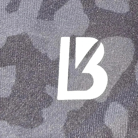 NWT Buff Bunny Harley Gray Camo Sports Bra Plus Size XXXL 3X or XXL 2X - Picture 3 of 7